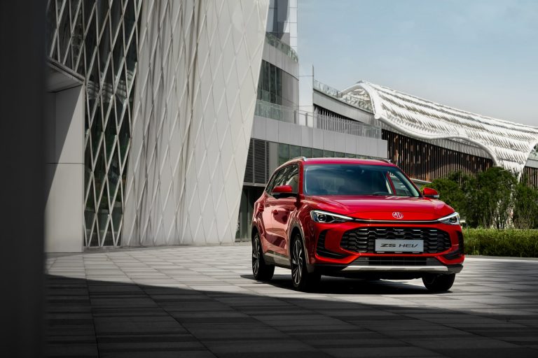 Ranking de SUV eléctricos por debajo de 45.000 euros con más de 400 km de autonomía Ranking de SUV eléctricos por debajo de 45.000 euros con más de 400 km de autonomía