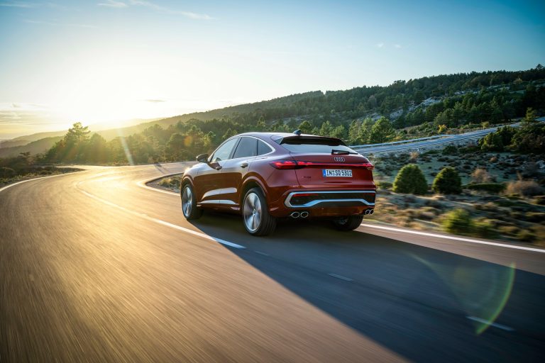 Range Rover Velar PHEV a examen: cómo funciona el enchufable premium británico en uso mixto Range Rover Velar PHEV a examen: cómo funciona el enchufable premium británico en uso mixto