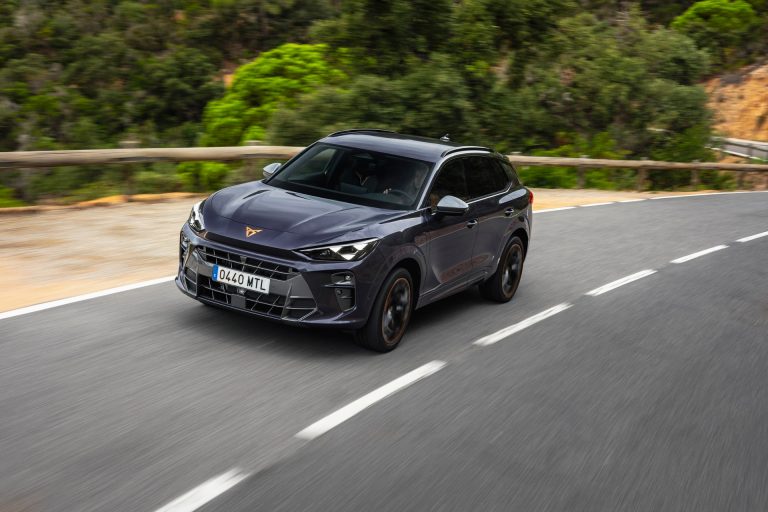 Ranking de SUV PHEV por debajo de 45.000 euros con más de 60 km de autonomía eléctrica homologada Ranking de SUV PHEV por debajo de 45.000 euros con más de 60 km de autonomía eléctrica homologada