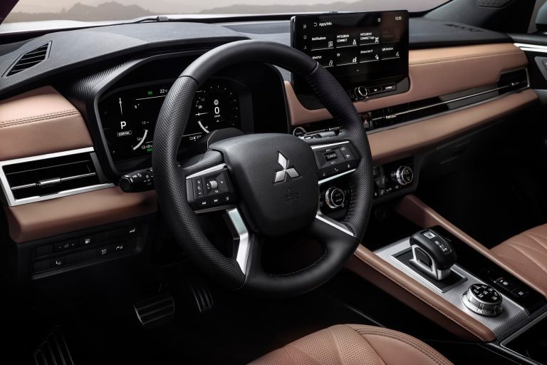 Mitsubishi Outlander PHEV: análisis del pionero del SUV enchufable y su cuarta generación en España