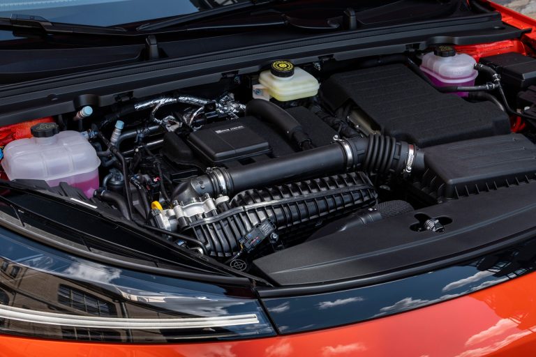 Guía de compra: qué compacto eléctrico elegir en 2026 según potencia motor, tracción y perfil dinámico buscado Guía de compra: qué compacto eléctrico elegir en 2026 según potencia motor, tracción y perfil dinámico buscado