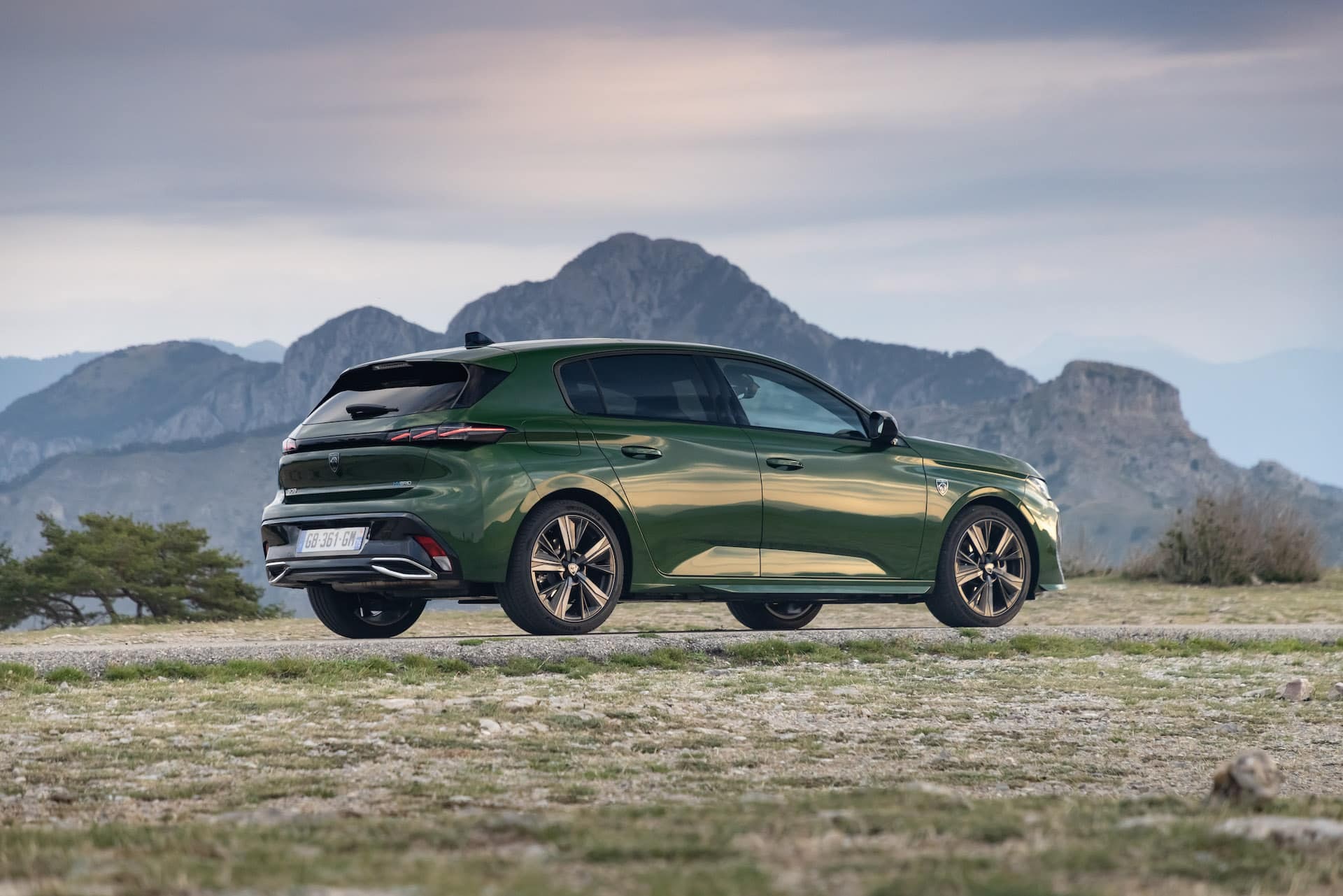 Peugeot e-308