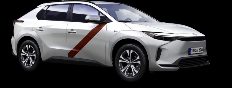 Toyota Urban Cruiser a examen: cómo debuta la marca japonesa en el SUV-B eléctrico global con foco en ciudad