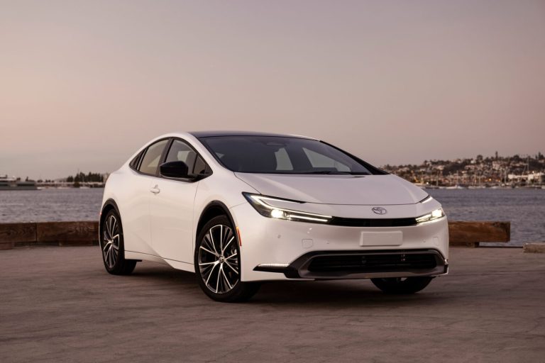 Ranking de compactos PHEV 2026 por eficiencia real en modo eléctrico puro: kWh/100 km en ciclo urbano