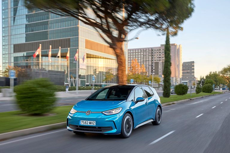 Guía de compra: qué compacto eléctrico elegir en 2026 según autonomía útil, curva de carga y presupuesto