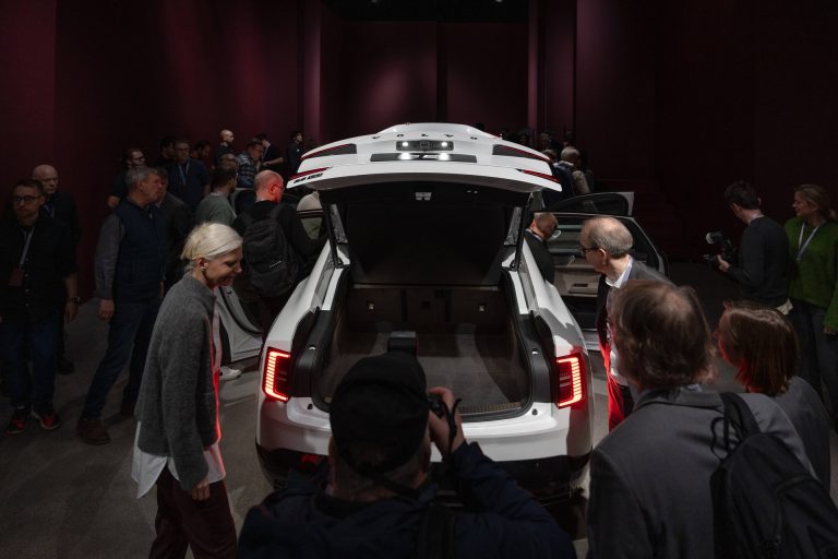 Guía de compra: cómo interpretar la ficha de sensores de un SUV premium familiar en 2026 (radar, cámara, LiDAR y fusión de datos) Guía de compra: cómo interpretar la ficha de sensores de un SUV premium familiar en 2026 (radar, cámara, LiDAR