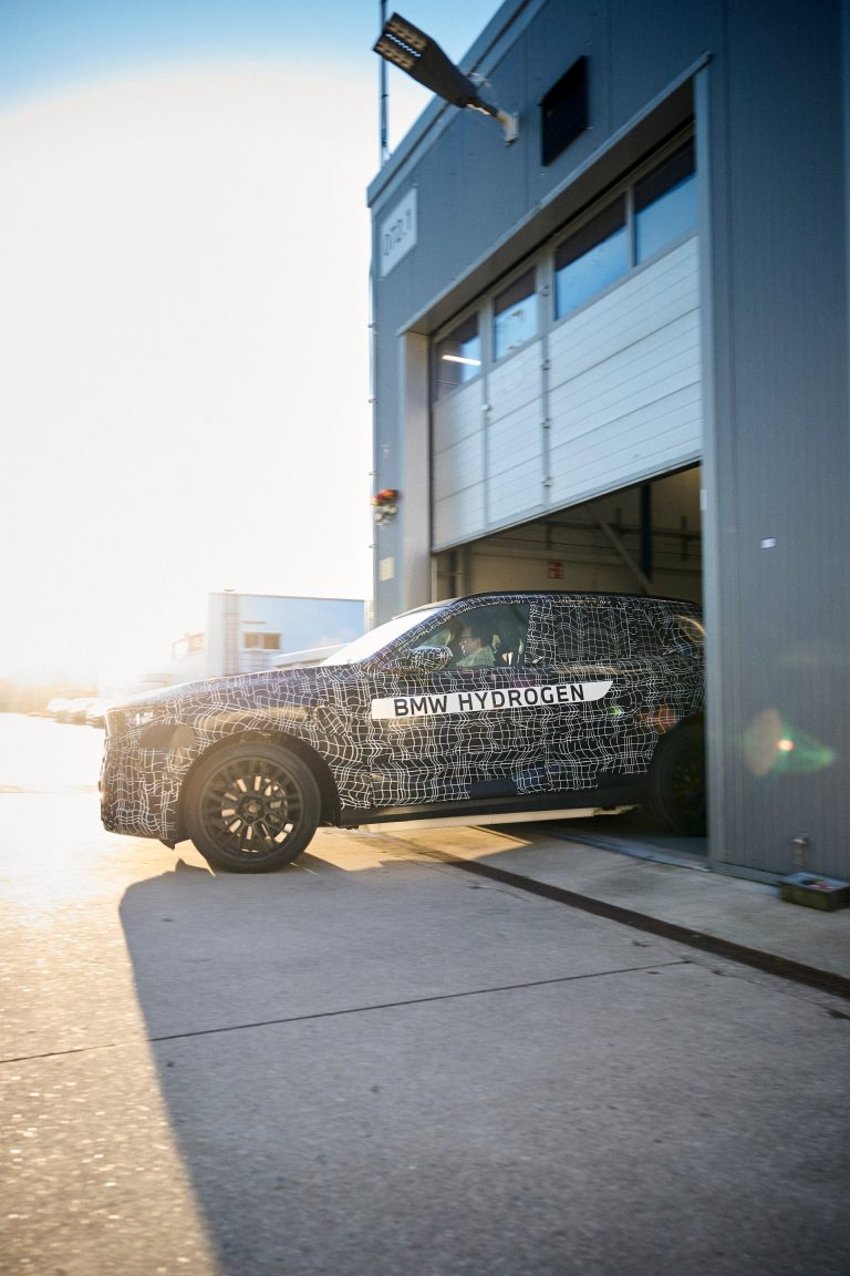 Ranking de SUV-D PHEV 2026 con tracción total y mayor capacidad de remolque homologada entre 60.000 y 90.000 € Ranking de SUV-D PHEV 2026 con tracción total y mayor capacidad de remolque homologada entre 60.000 y 90.000 €